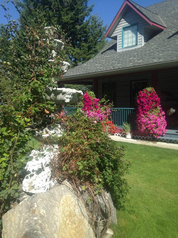 Eagle'S Nest B&B Lake Country Exterior photo