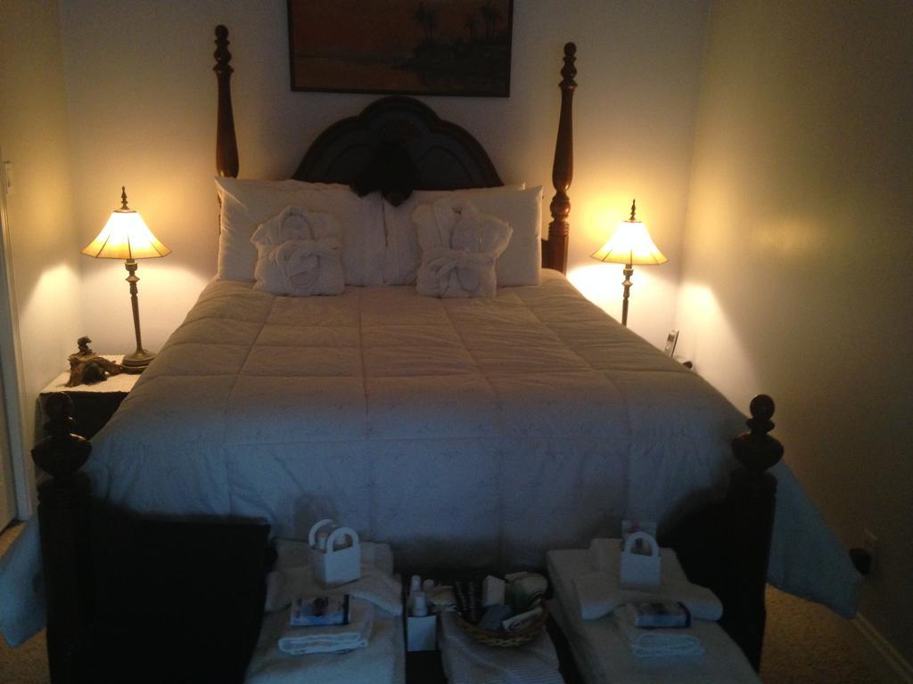 Eagle'S Nest B&B Lake Country Room photo